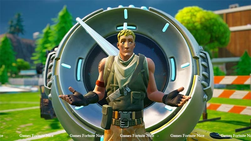 comparing-jonesy-to-other-fortnite-characters-2